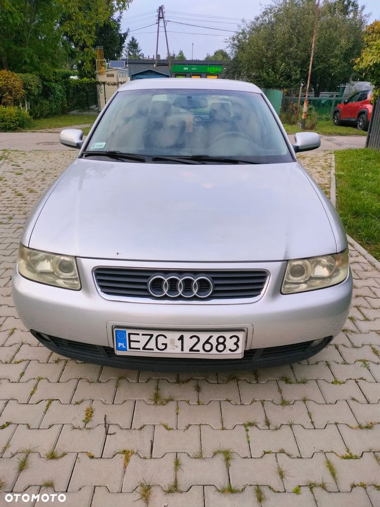 Audi A3 1.6 Ambiente - 5