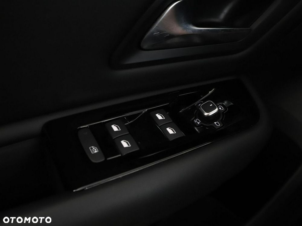 Citroën C5X 1.6 PureTech Shine EAT8 - 39