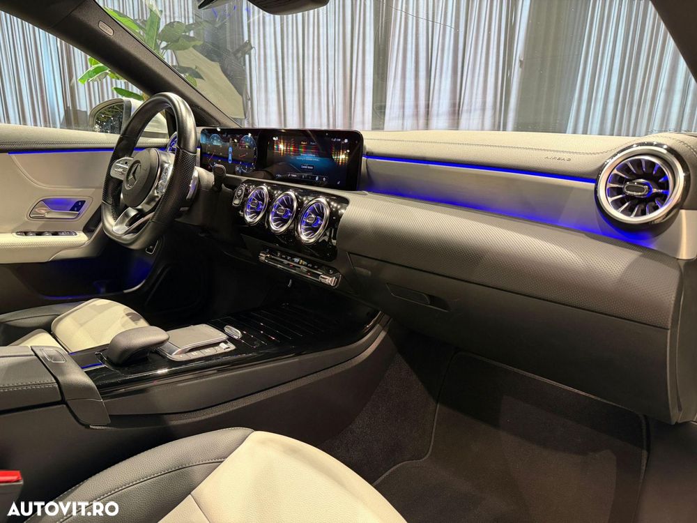 Mercedes-Benz CLA 200 7G-DCT AMG Line Advanced Plus - 23