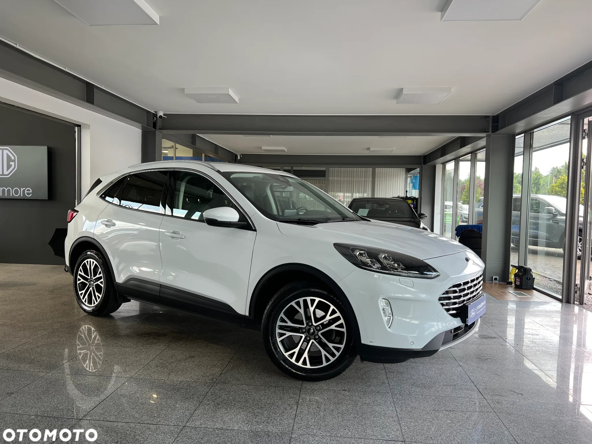 Ford Kuga 1.5 EcoBoost FWD Titanium - 2
