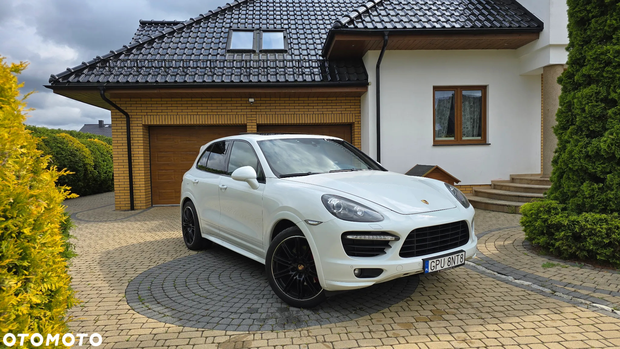 Porsche Cayenne GTS - 13