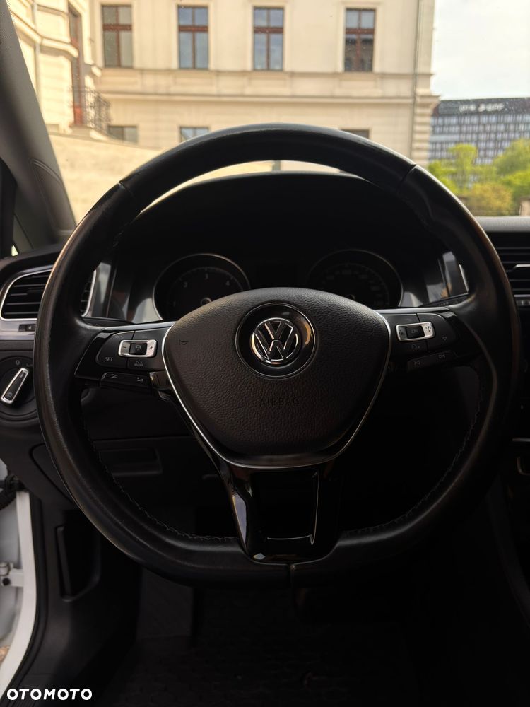 Volkswagen Golf 1.6 TDI BMT Comfortline - 8