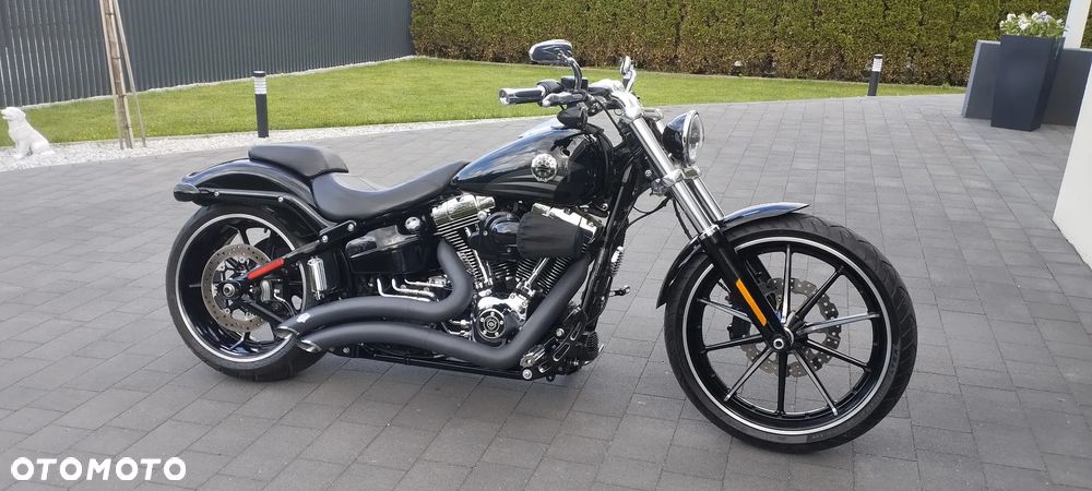 Harley-Davidson FXSB Breakout - 15