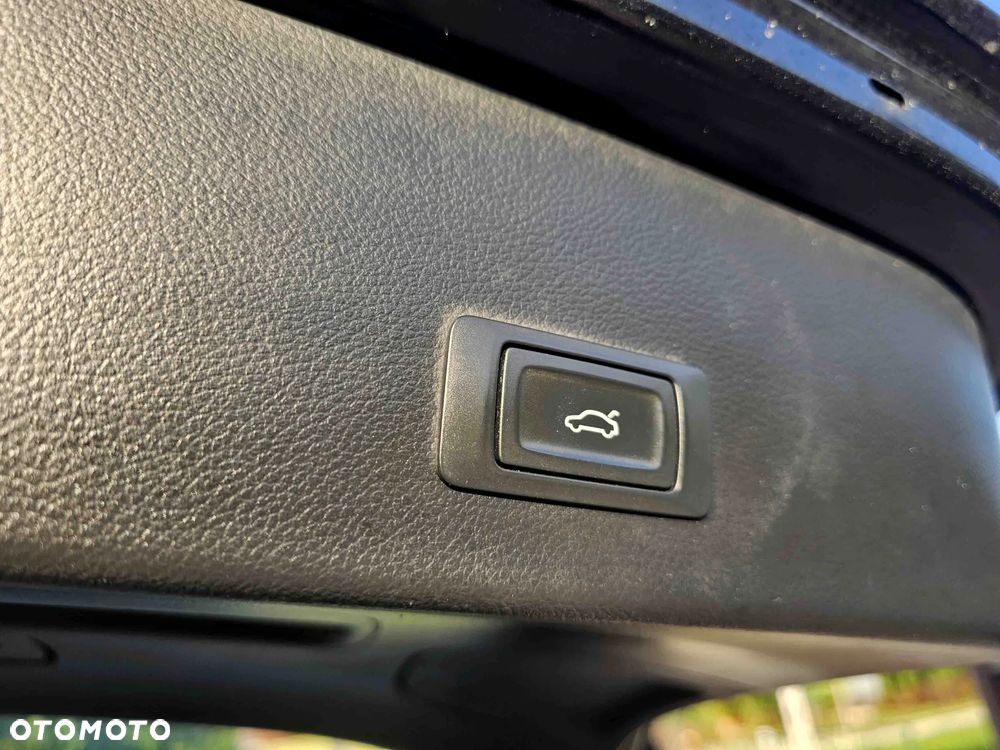 Audi A6 Avant 2.0 TDI Quattro S tronic - 22