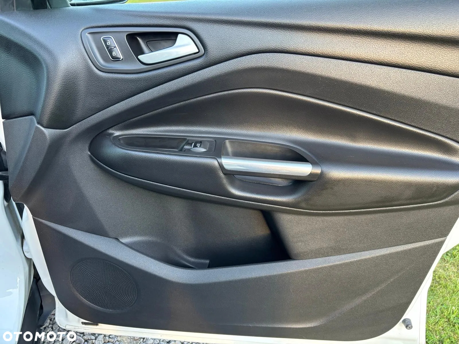 Ford Kuga 1.5 EcoBoost 2x4 SYNC - 32