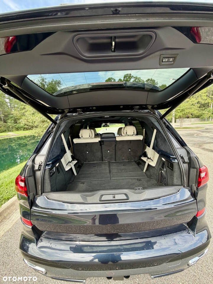 BMW X7 - 26