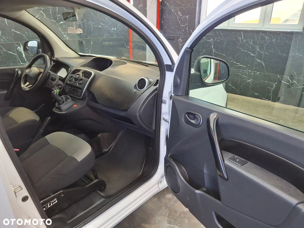 Renault Kangoo 2017 Rok Wersja LIFT Bagażnik Dachowy Hak Klimatyzacja Centralny Zamek Elektryczne Szyby Elektryczne Lusterka - 24