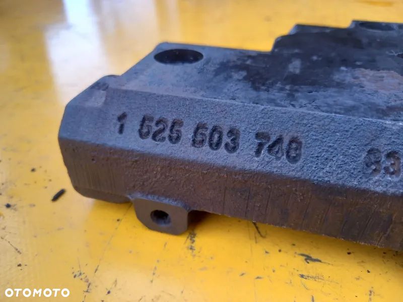 Sekcje hydrauliczne rozdzielacz Deutz Fahr Agrotron 7250 TTV - 16