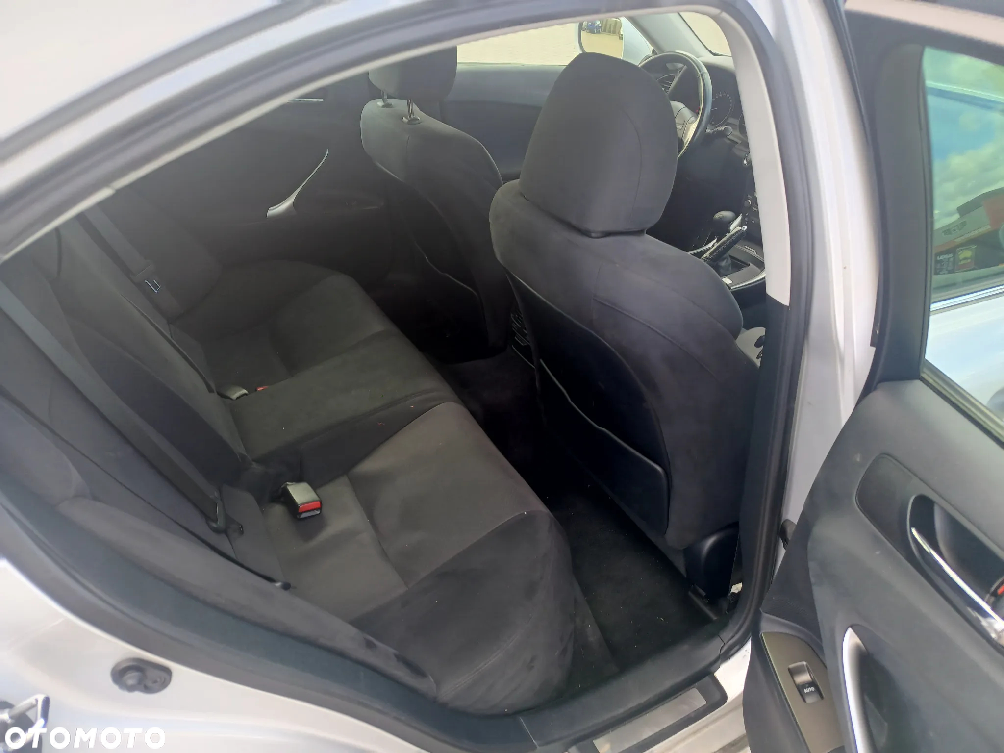 Lexus IS 220d - 8