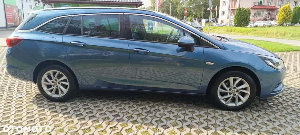 Opel Astra - 4