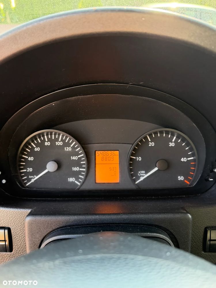 Mercedes-Benz SPRINTER - 14