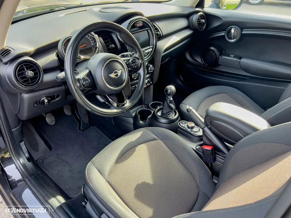 MINI 3 Portas - 8