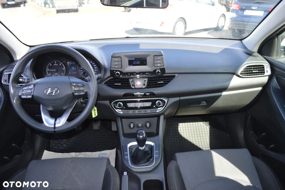 Hyundai i30 1.6 D Comfort - 15