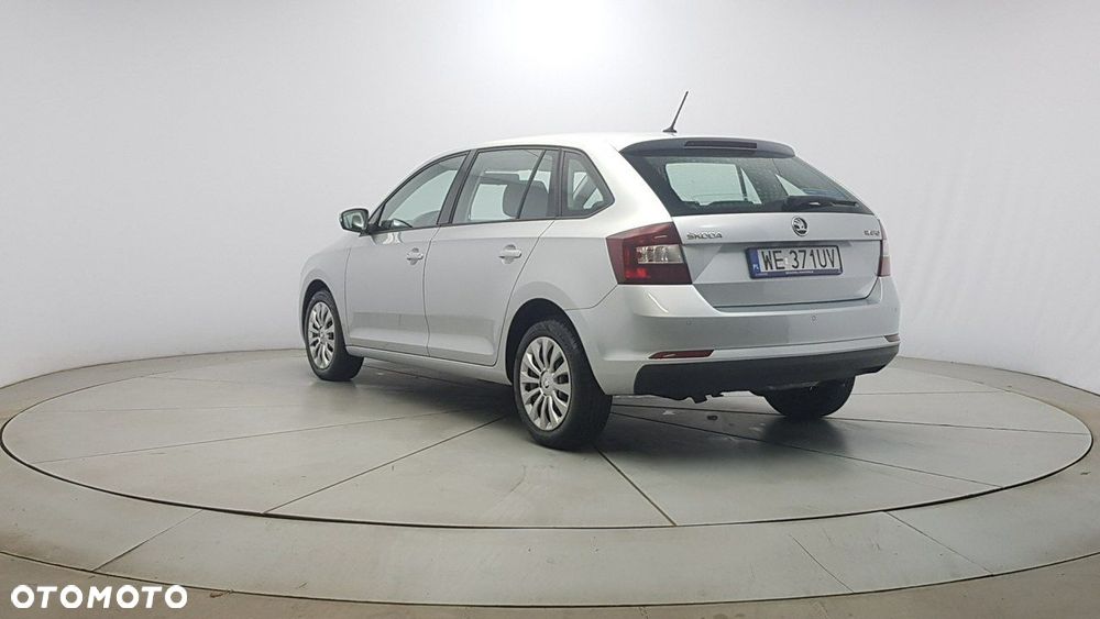 Skoda RAPID - 5