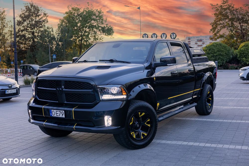Dodge RAM 5.7 4x4 - 4