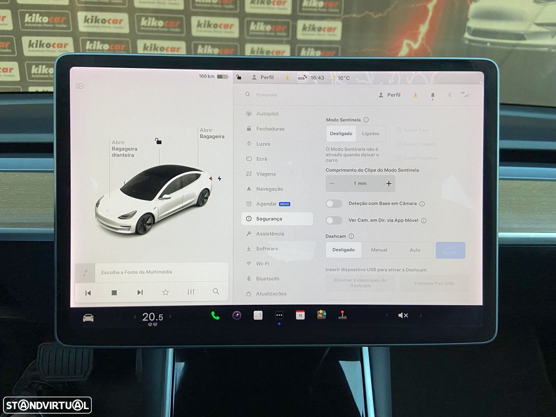 Tesla Model 3 Standard Range Plus RWD - 32