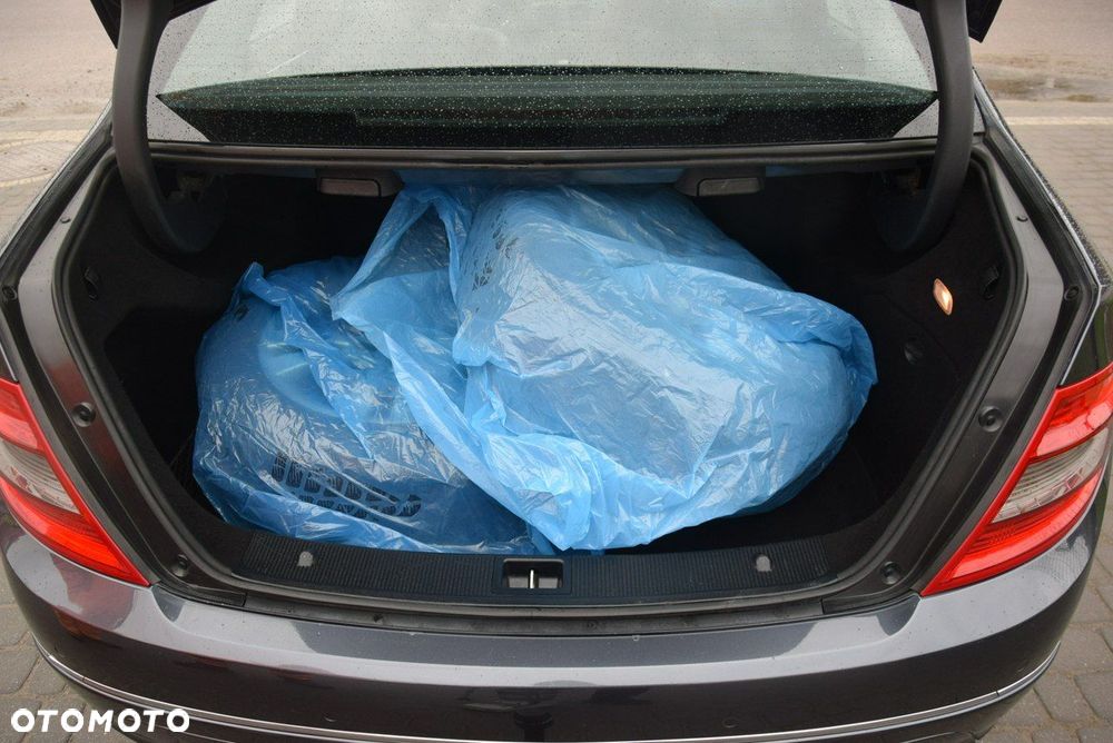 Mercedes-Benz Klasa C - 26