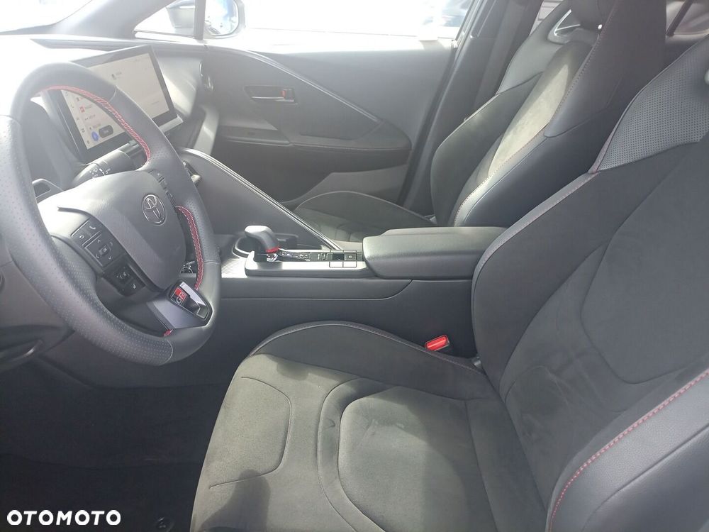 Toyota C-HR - 14