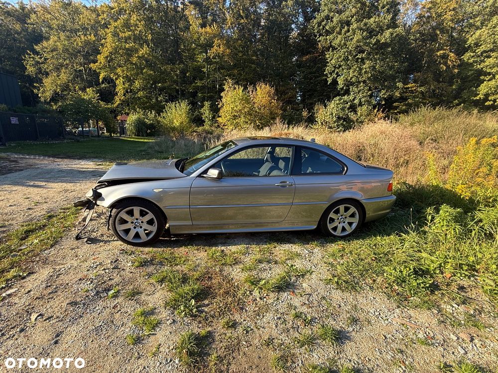 BMW 3 Series 2003 photo 2