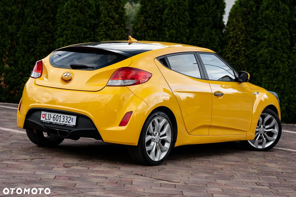 Hyundai Veloster 1.6 Style - 9