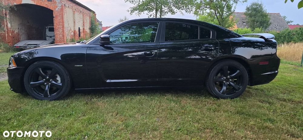 Dodge Charger - 7