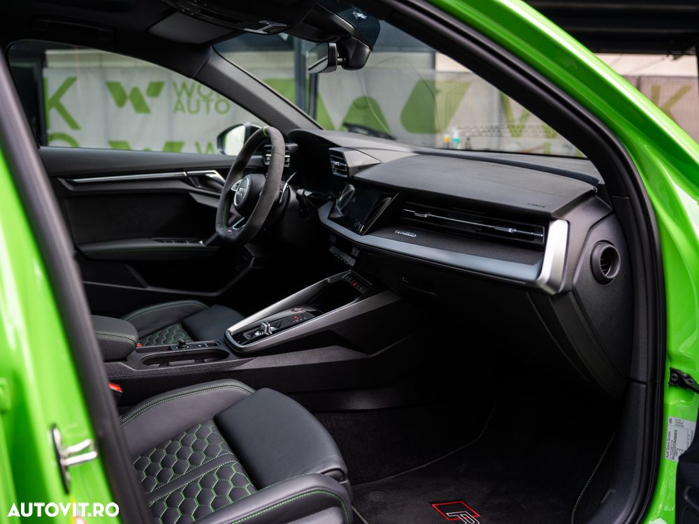 Audi RS3 TFSI quattro S tronic - 25