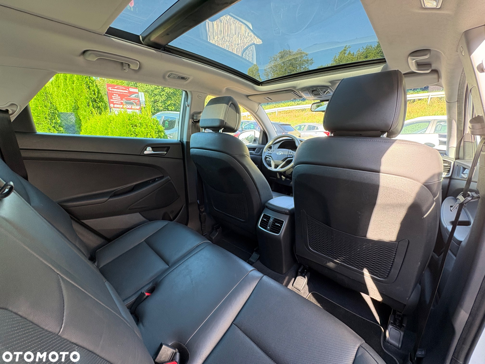 Hyundai Tucson 2.0 CRDi 2WD Style - 27