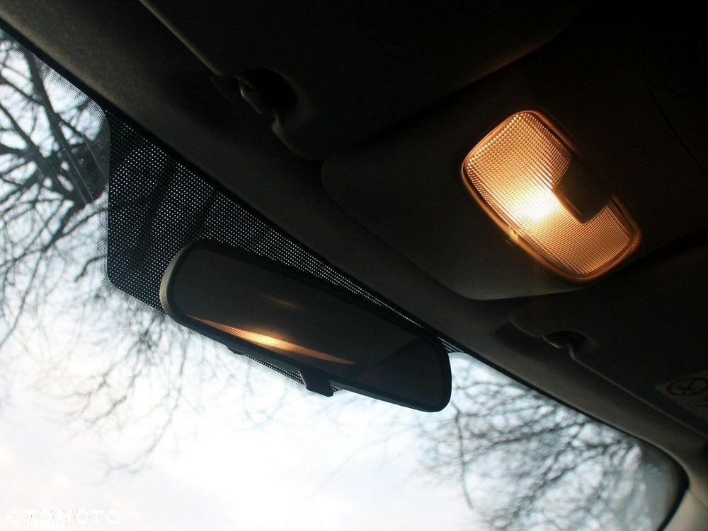 Ford Transit Connect - 31