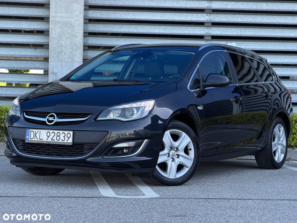 Opel Astra 1.6 CDTI Cosmo - 1