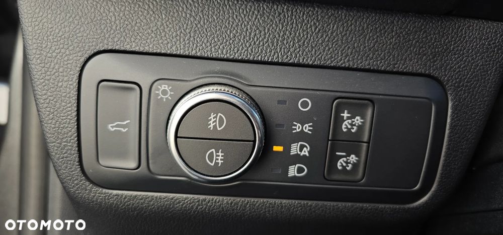 Ford Kuga 2.5 FHEV AWD ST-Line X - 12