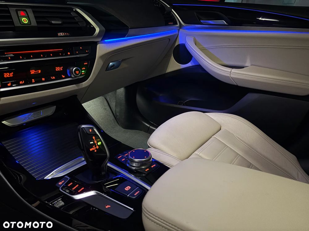 BMW X3 sDrive18d xLine - 3