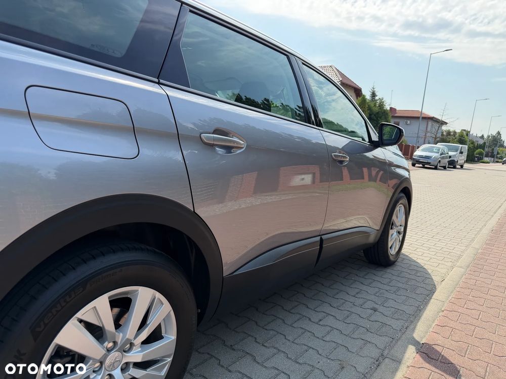 Peugeot 5008 1.6 THP Active S&S EAT6 - 23