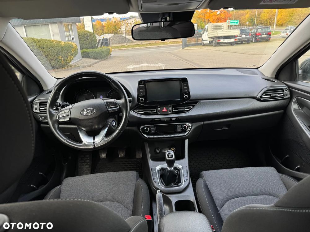 Hyundai i30 1.5 DPI Comfort - 9