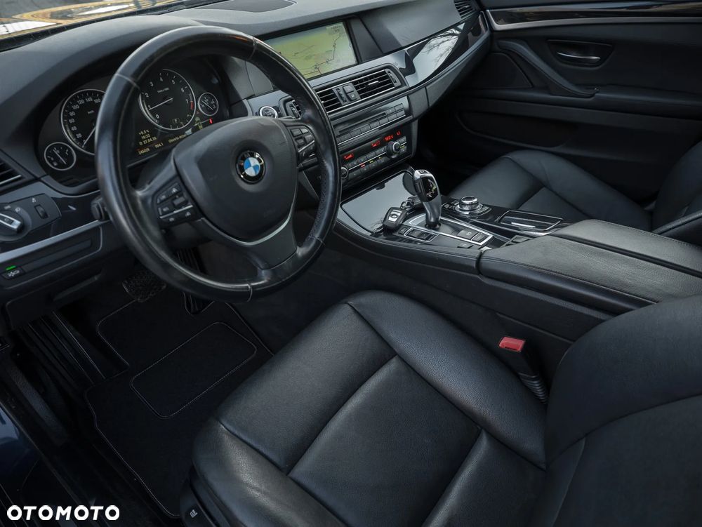 BMW Seria 5 - 25
