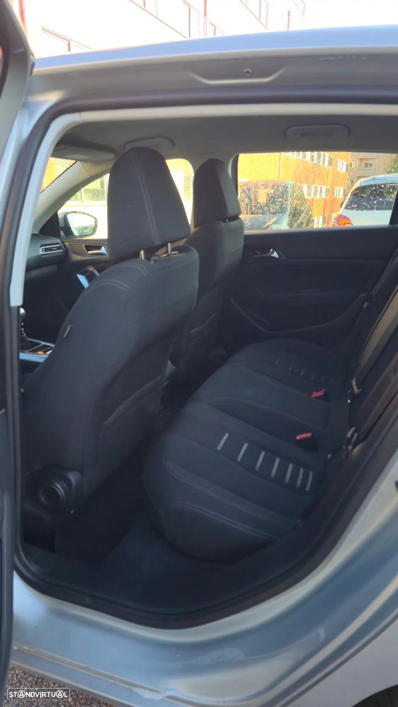 Peugeot 308 e-HDi FAP 115 Stop&Start Allure - 10