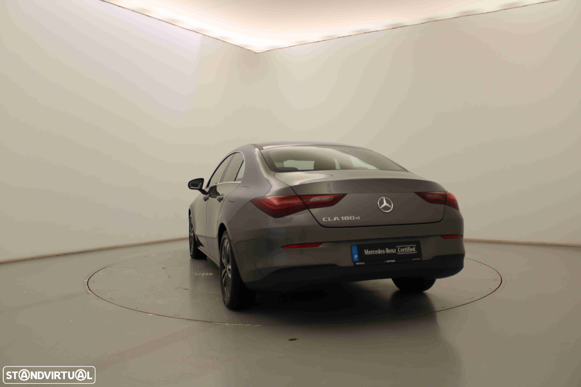 Mercedes-Benz CLA 180 d - 9
