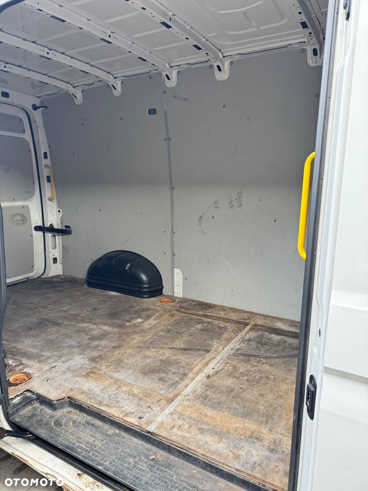 Volkswagen Crafter - 15