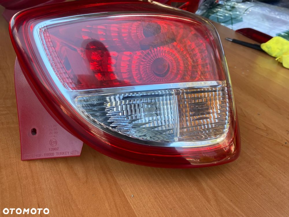 LAMPA TYŁ TYLNA PRAWA LUB LEWA HYUNDAI I10 II - 14