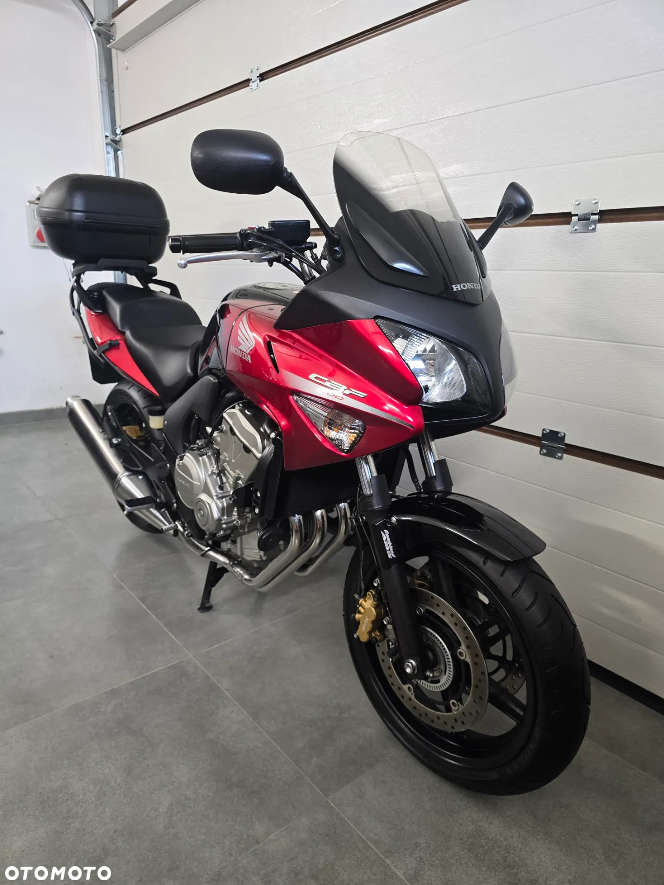 Honda CBF - 2