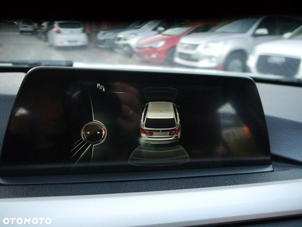 BMW Seria 3 318d Luxury Line - 20