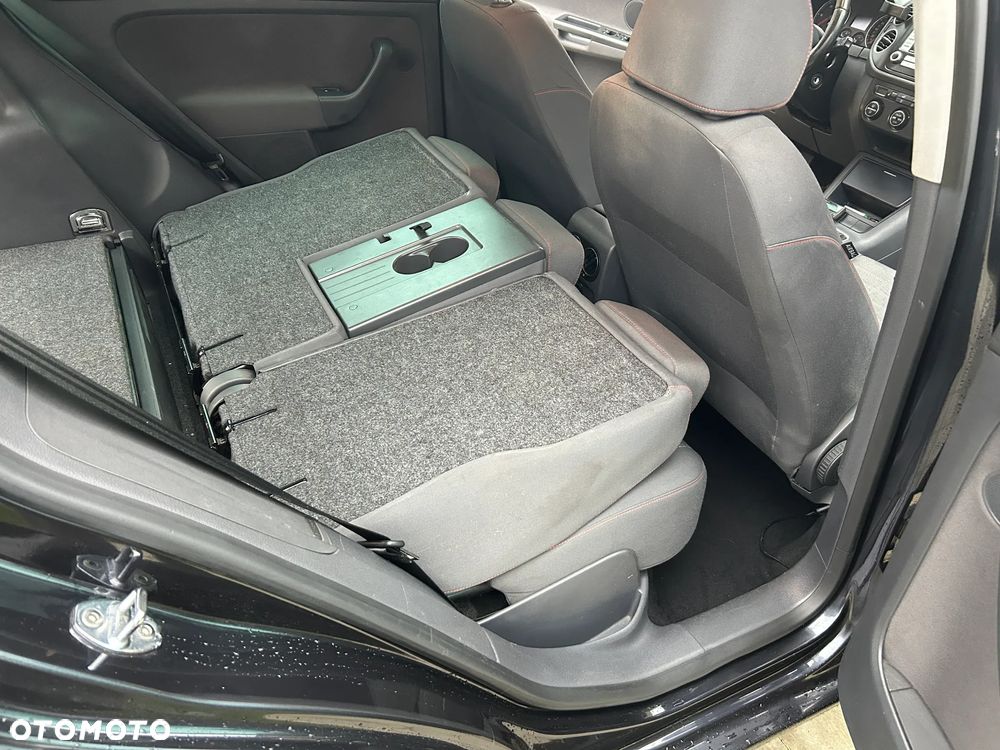 Volkswagen Golf 1.9 TDI Sportline - 6