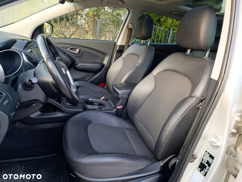 Hyundai ix35 1.7 CRDi 2WD Fifa World Cup Edition - 6