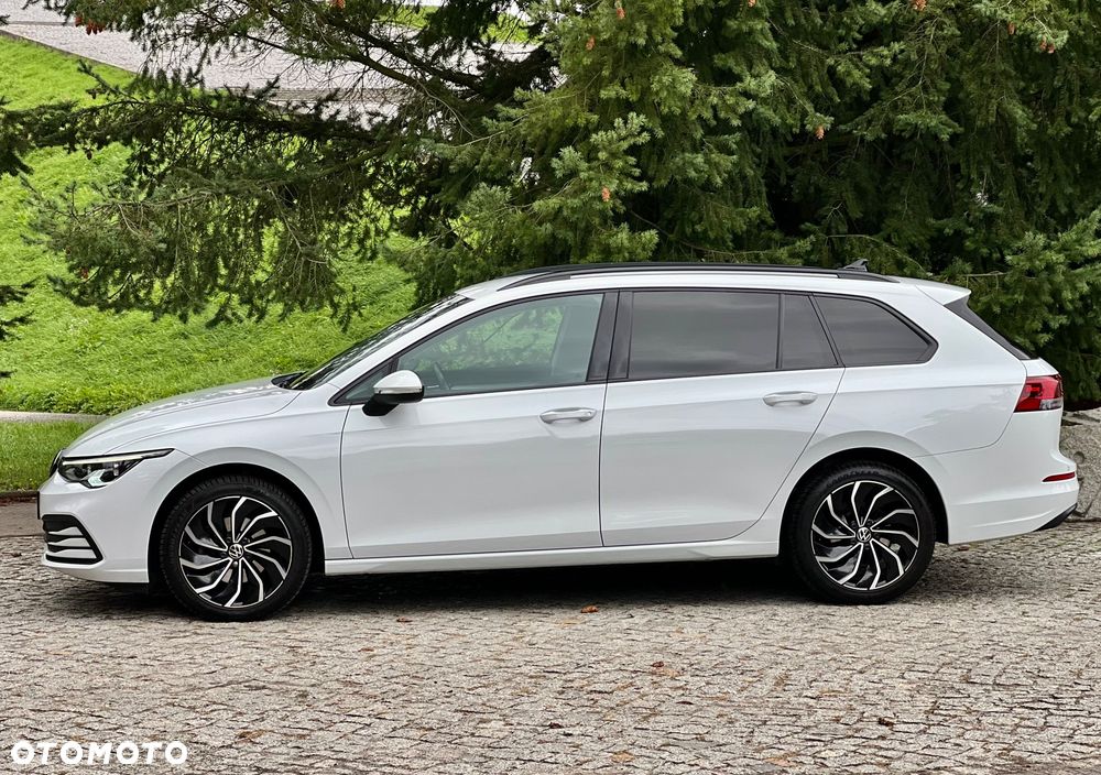 Volkswagen Golf 1.5 eTSI Life DSG - 19