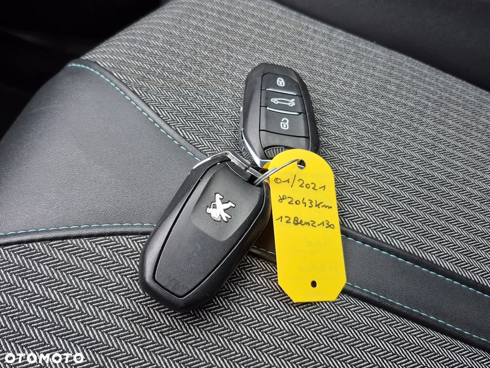 Peugeot 5008 PureTech 130 Stop & Start Access - 24