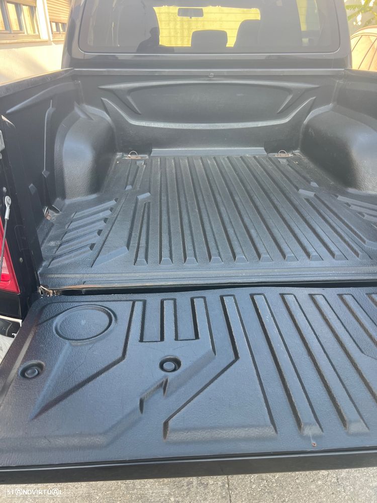 VW Amarok 2.0 TDi CD Extra AC CM 4Motion - 10