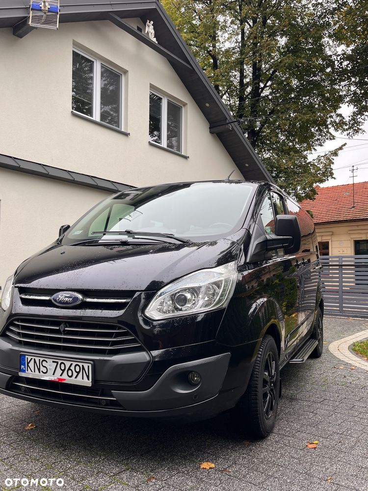 Ford Tourneo Custom - 10