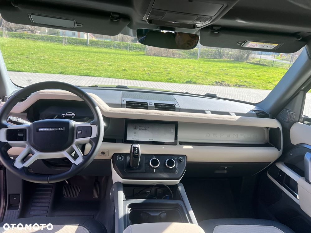 Land Rover Defender 3.0 D250 mHEV X-Dynamic SE - 5
