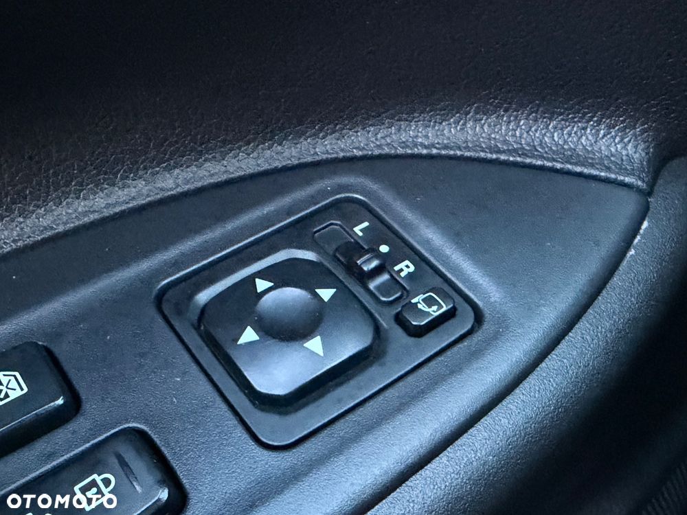 Mitsubishi Outlander 2.0 2WD Diamant - 31