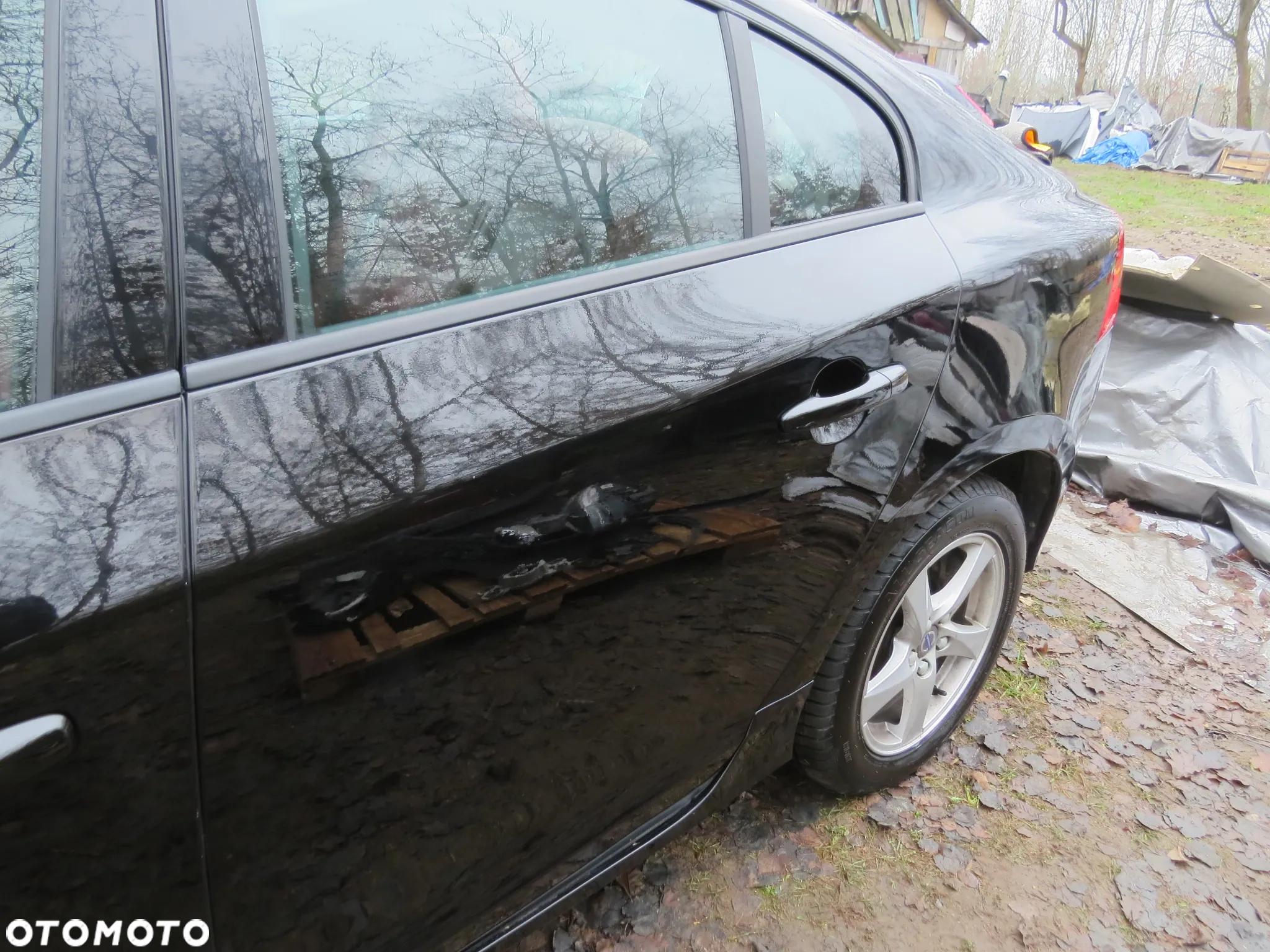 DRZWI LEWY TYŁ TYLNE 717-46 ONYX BLACK VOLVO S60 II 10-18 - 2