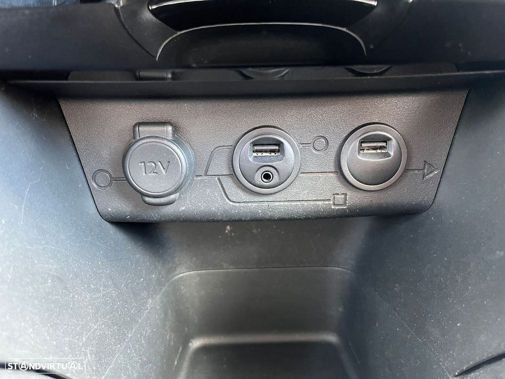 Peugeot 2008 1.6 e-HDi Allure - 26